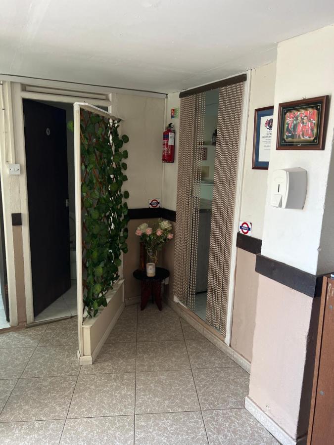 Emile Youth Hostel Gibraltar Luaran gambar