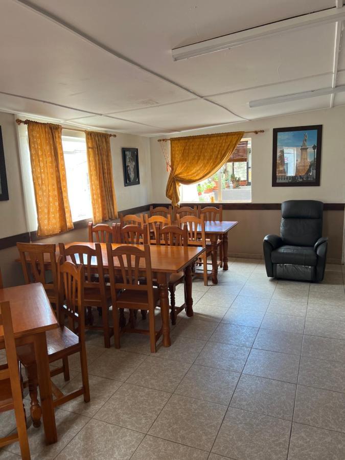 Emile Youth Hostel Gibraltar Luaran gambar
