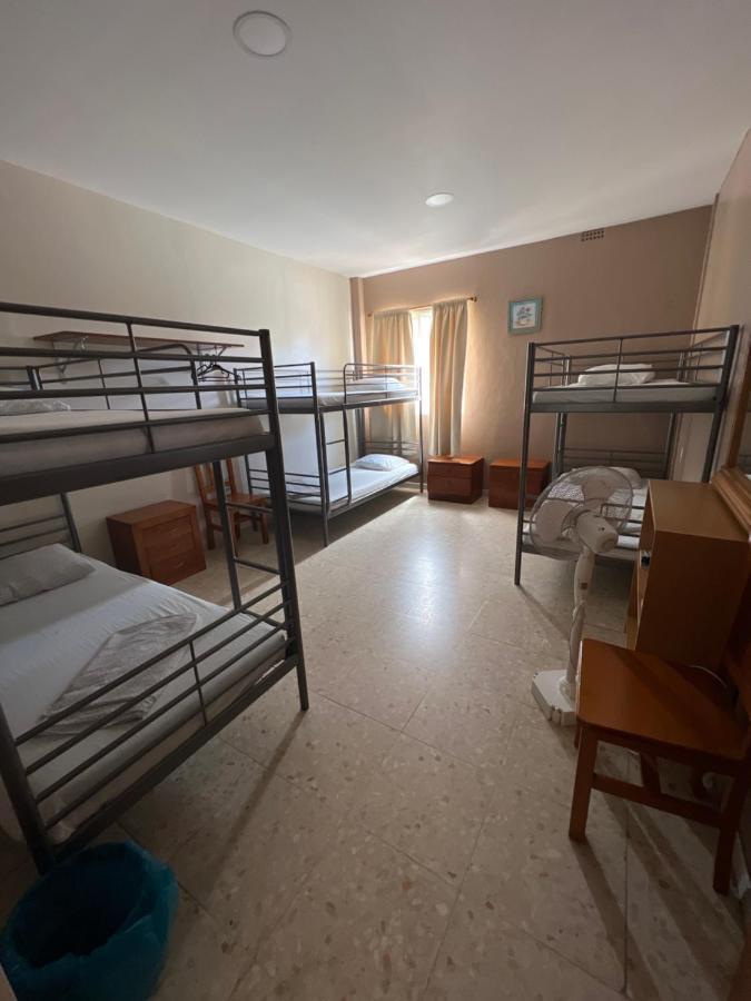 Emile Youth Hostel Gibraltar Luaran gambar